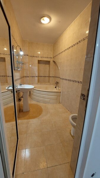 Piata Unirii, Calea Calarasi, Hala Traian,